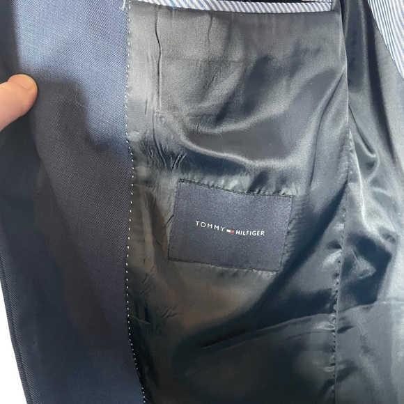 Tommy Hilfiger Men’s 100% Worsted Wool Suit Jacket in Navy Size 42 - Picture 4 of 11